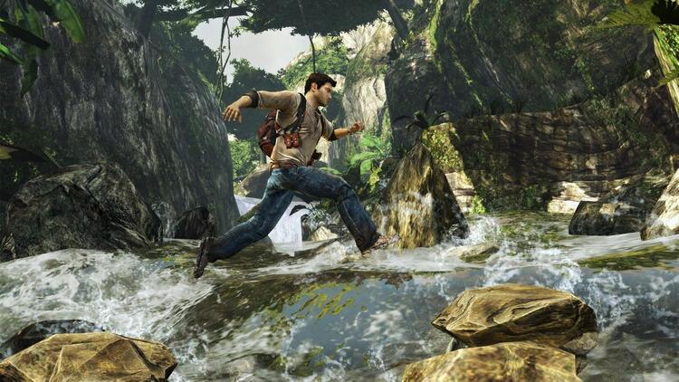 uncharted - Golden Abyss (used)