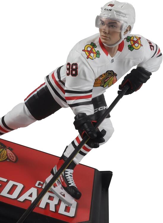 McFarlane Sportspicks - Figurine statue de 17.8cm  -  NHL Hockey  -  Chicago Blackhawks  -  Connor Bedard 98 White Variant