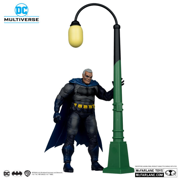 McFarlane Collector edition - Figurine action de 17.8cm  -  DC Multiverse  -  The Dark Knight Returns  -  Batman (Battle Damage Blue)